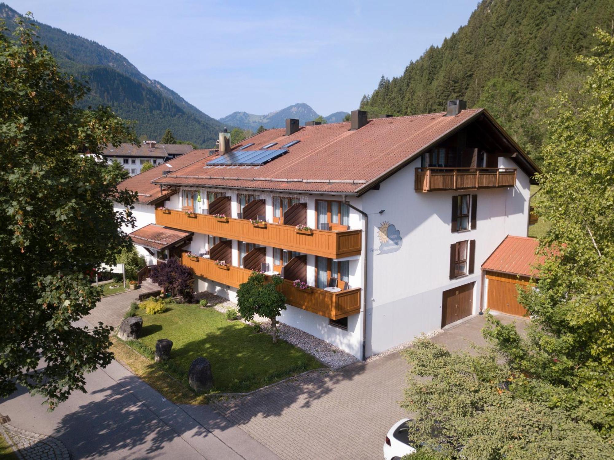 Appartement-Hotel Happy Kienberg Pfronten Exterior photo